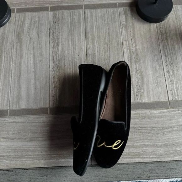 AEROSOLES Black and Gold Betunia  Loafers with Stylish Embroidery - Picture 9 of 12